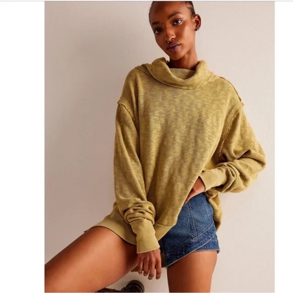 We The Free Green Olive color Women's Cowl Neck Sweater Size M